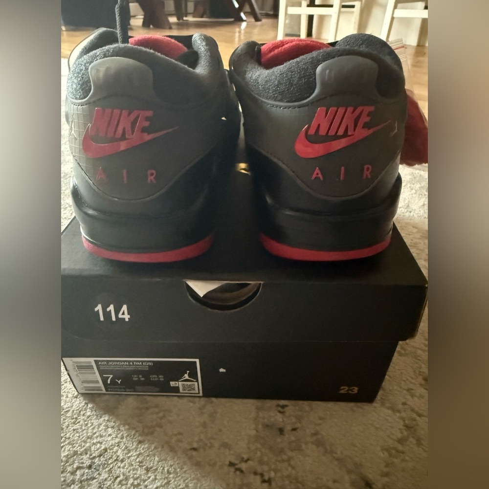 Air Jordan 4 RM (GS) Black/Varsity Red – Size 7Y (W 8.5) – Brand New